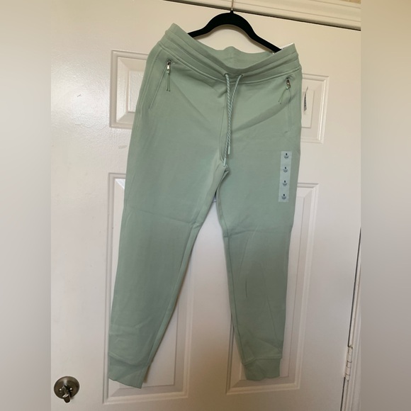 Spirit Jersey Women’s Animal Print Oversized Tunic NWOT And Mint Joggers NWT 🌴 - Picture 8 of 15